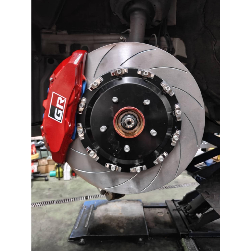 【預定】日本GR系 四活塞煞車卡鉗套裝 適合豐田 Auris Altis Corolla Cross Prius 圖片 5