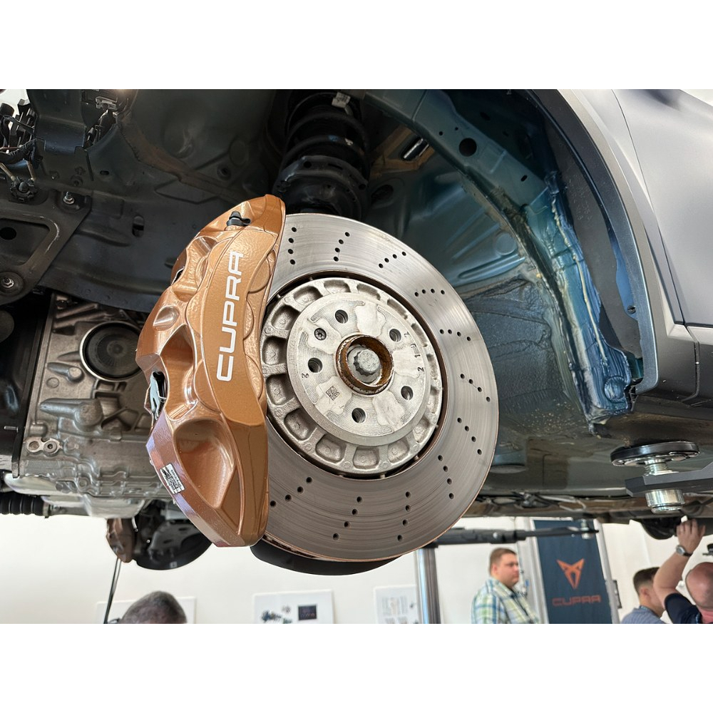 全新德訂Cupra Formentor FOR VAG MQB底盤專用 前Akebono六活塞+374x36MM 圖片 4