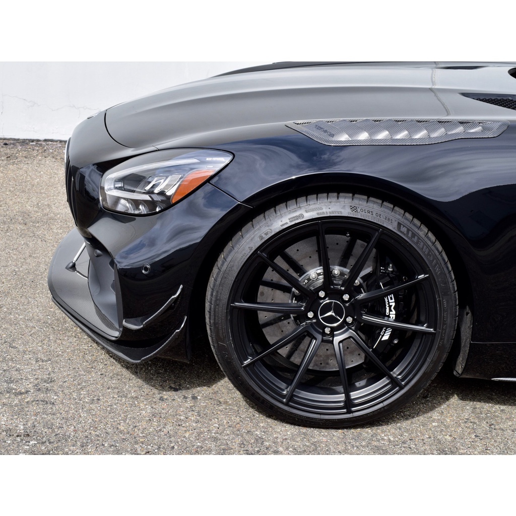 (訂金全新盒裝) 賓士AMG Black series DYATOM™CARBON CERAMIC 陶瓷剎車套裝
