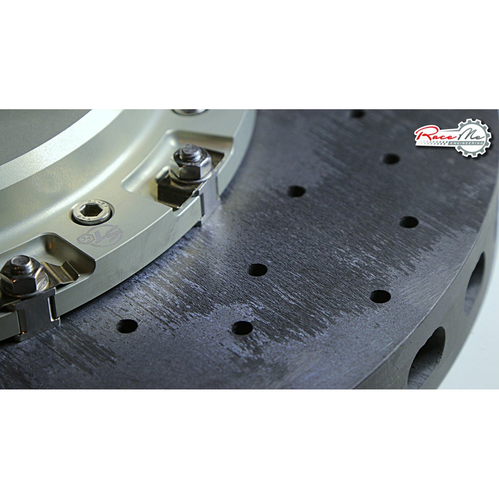 來自英國 Surface Transforms GTR-R35 專用碟盤˙可下賽道用碳陶瓷碟盤 圖片 3