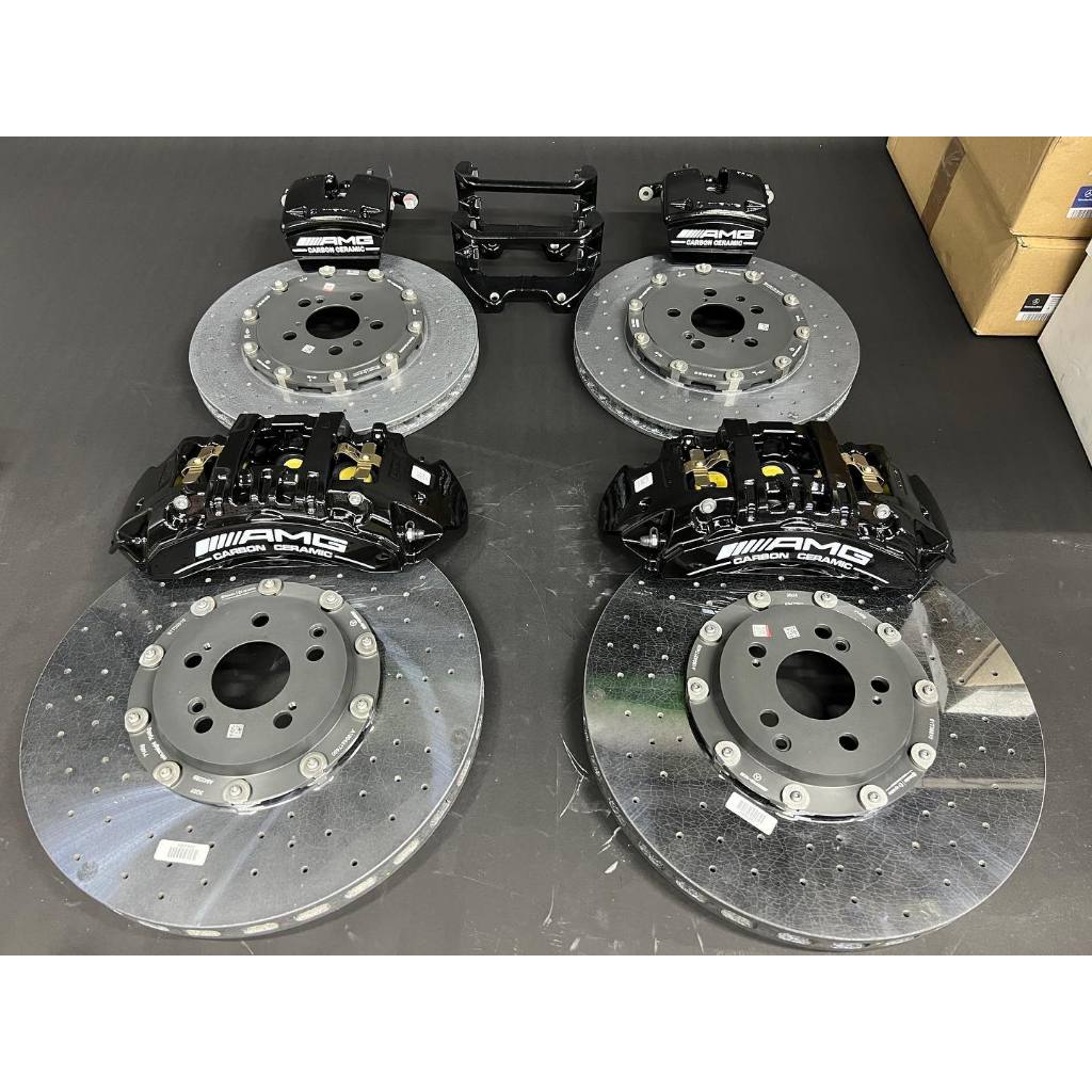 訂金(全新原裝盒裝)BENZ W205 W213 W222 AMG 6活塞402MM+後4活360MM陶瓷制動系統 圖片 3