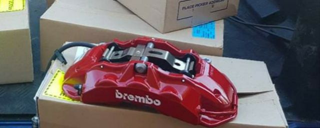 全新 OEM 原裝 (黑色）Brembo 代工  大六活塞卡鉗套件 適用360--370-380-390mm 浮動碟 圖片 7