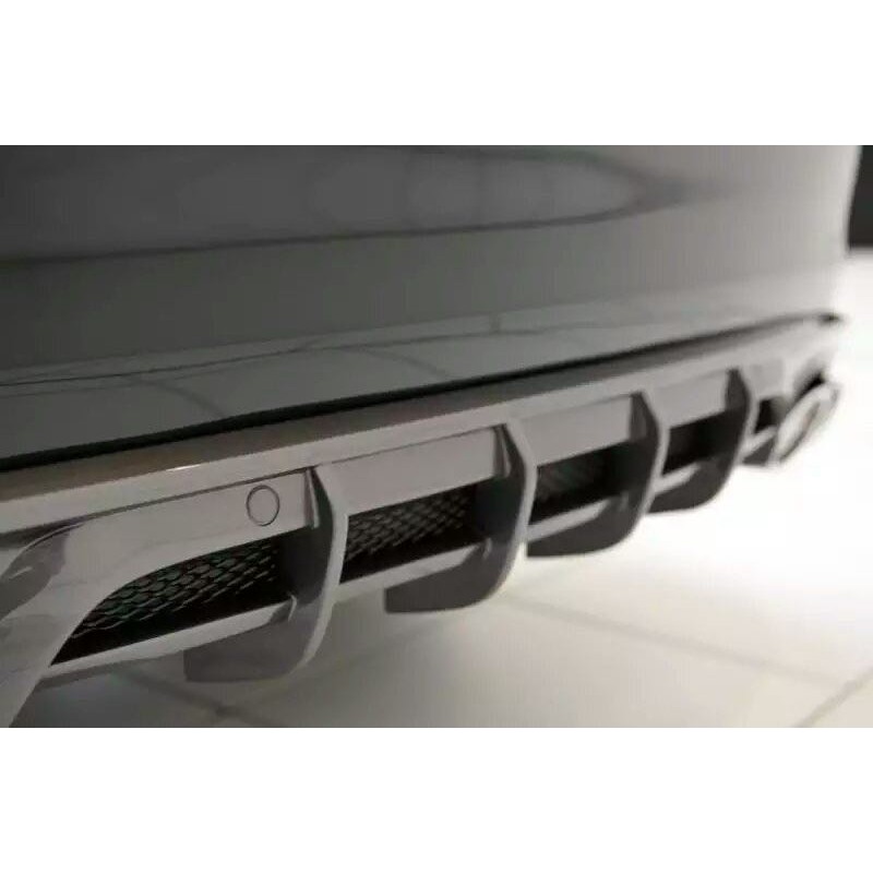 (出清特價)正BRABUS W205. C系列 用 空力套件組 4P+1排氣尾桶（不含烤漆安裝） 圖片 5