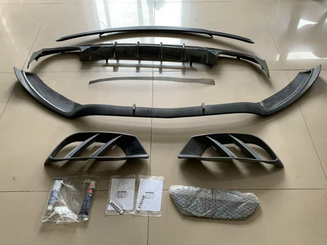 (出清特價)正BRABUS W205. C系列 用 空力套件組 4P+1排氣尾桶（不含烤漆安裝） 圖片 9