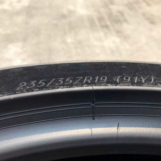 Michelin Pilot Sport 4 S 235/35/19 圖片 2